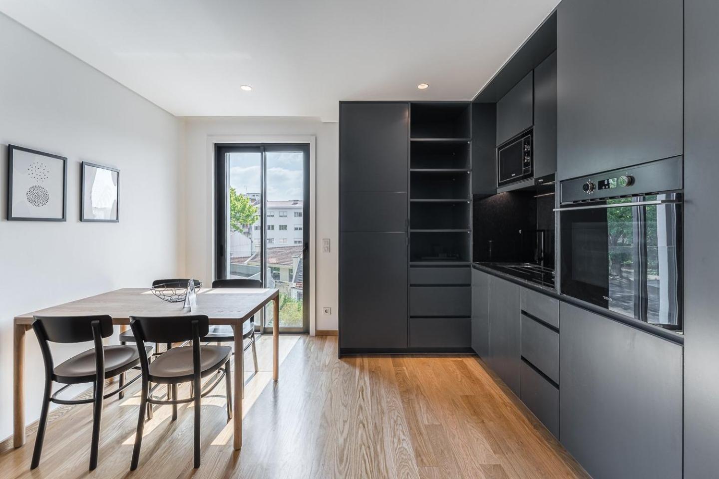 Guestready - Poet'S Modern Retreat Apartman Porto Kültér fotó